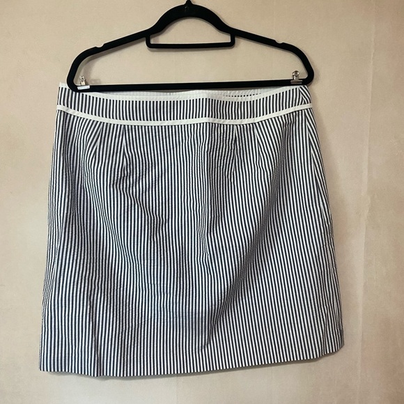 Talbots women's 14 100% cotton pin stripe slit pocket blue/white skirt EUC - Picture 5 of 7